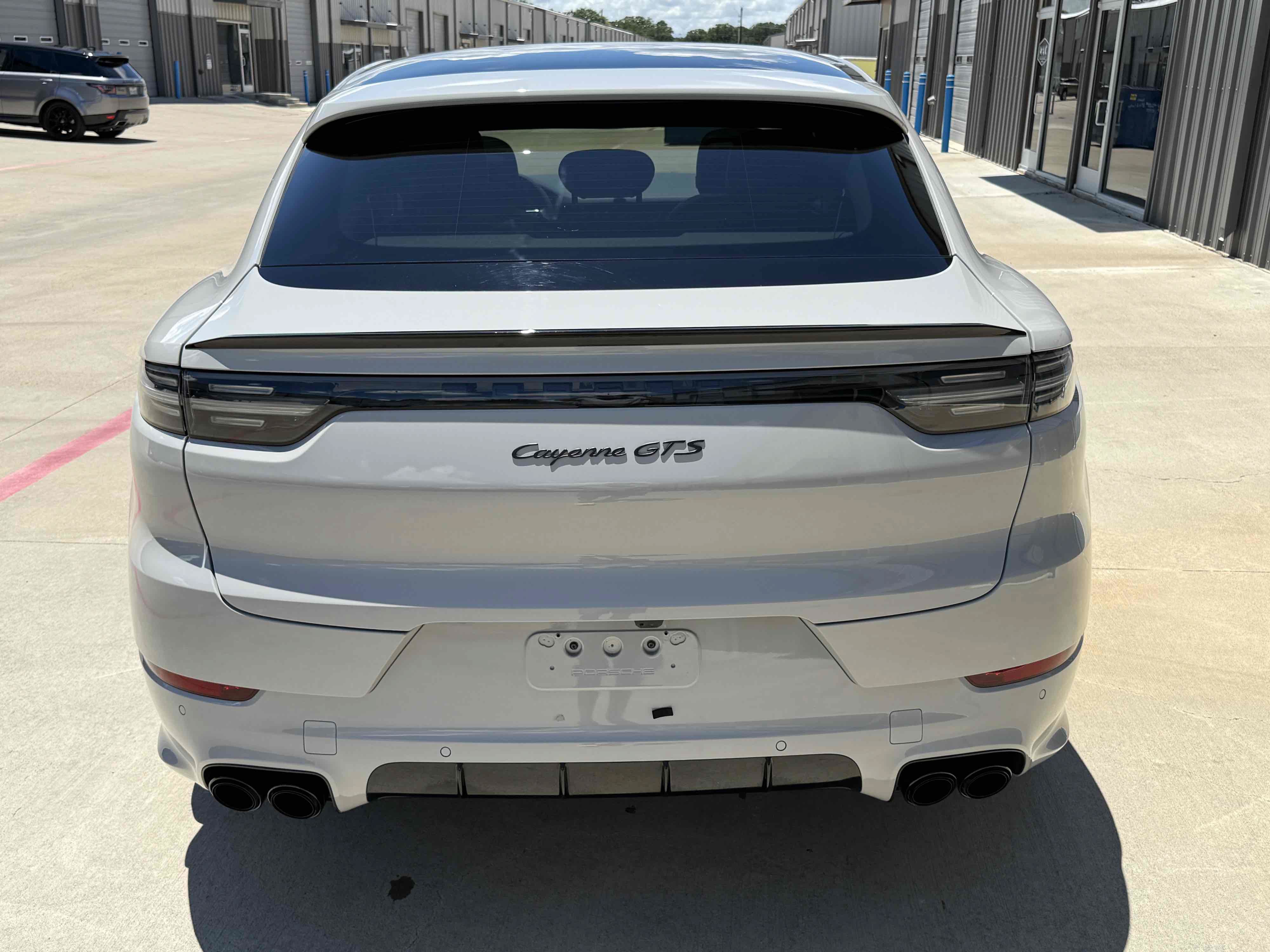 Used 2022 Porsche Cayenne GTS AWD/4WD image 10