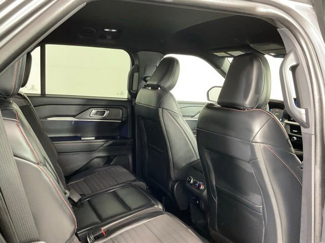 Used 2025 Ford Explorer ST-Line w/ Premium Package AWD/4WD image 20