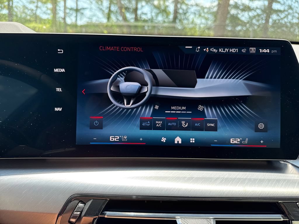 New 2026 BMW X1 M35i AWD/4WD image 18