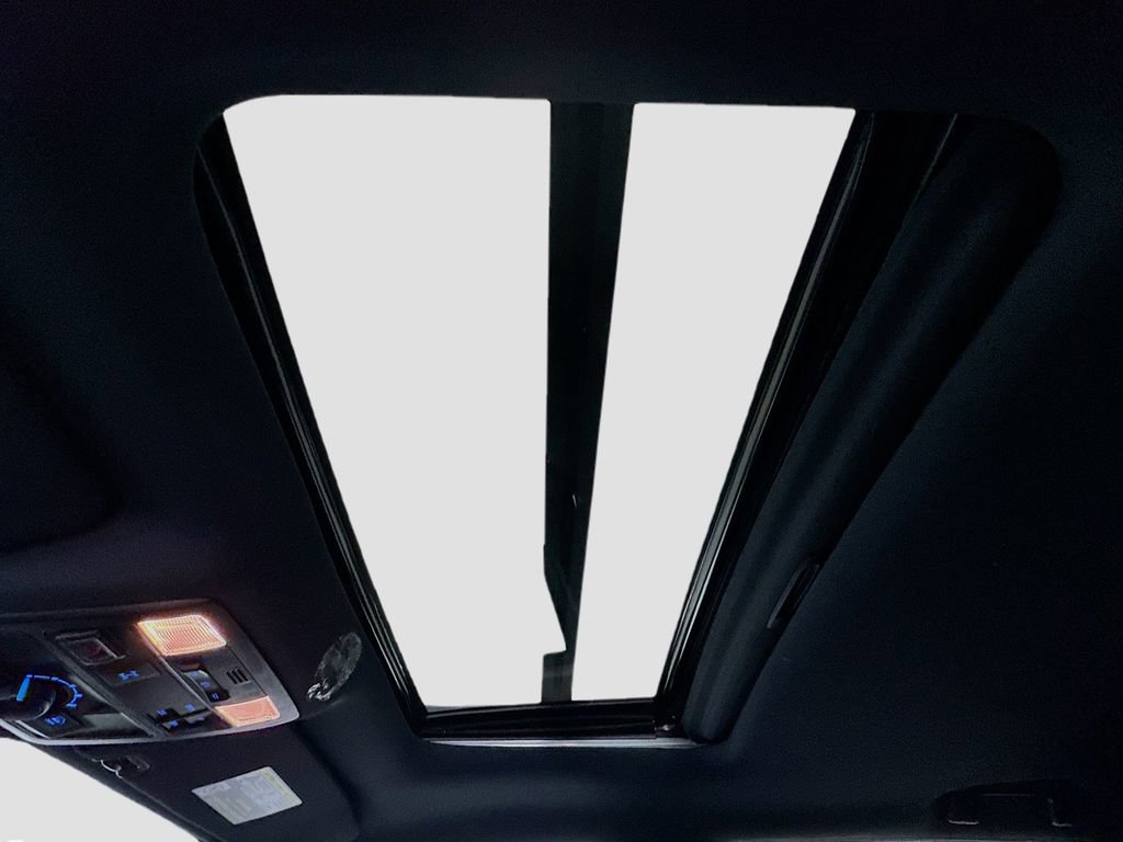 Used 2021 Toyota Tacoma TRD Off-Road w/ TRD Premium Off Road Package image 12