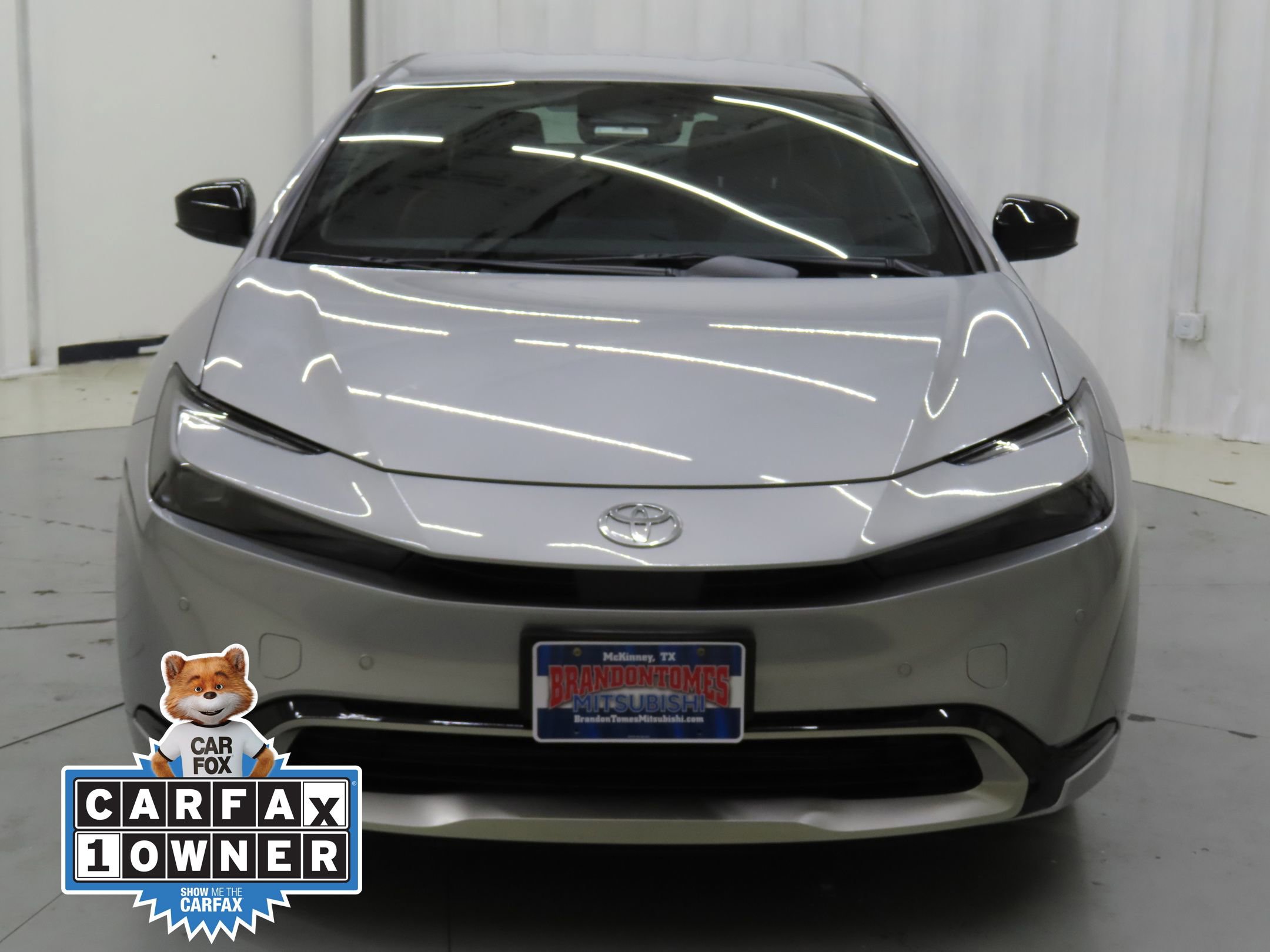 Used 2025 Toyota Prius Plug-In Hybrid image 8