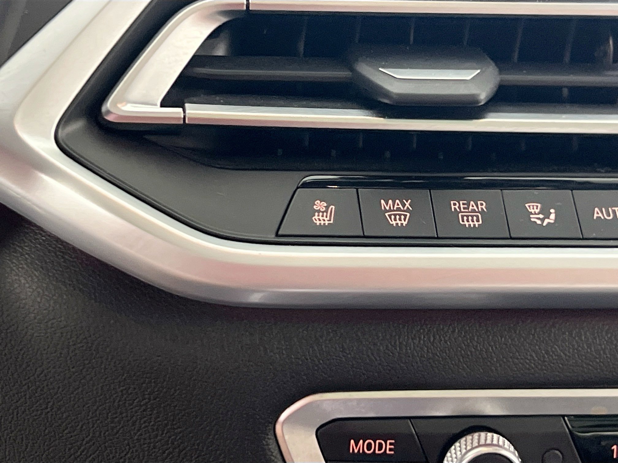 Used 2021 BMW X7 M50i AWD/4WD image 21