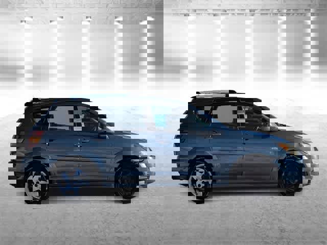 Used 2007 Pontiac Vibe w/ Sun And Sound Package image 9