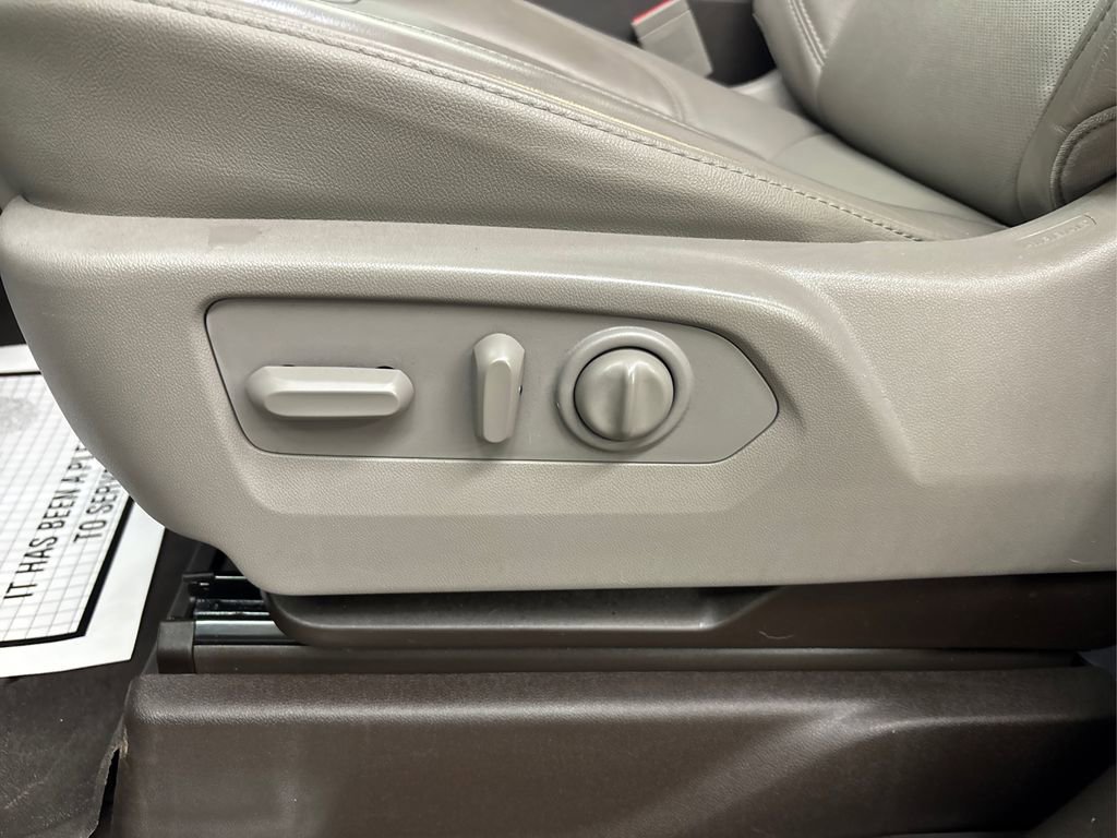 Used 2019 GMC Sierra 1500 SLT w/ SLT Premium Plus Package image 39