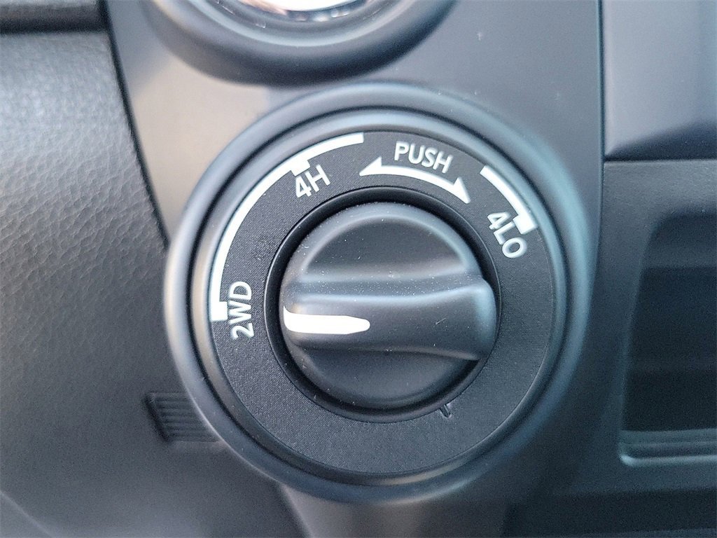 Certified 2024 Nissan Titan SV image 17