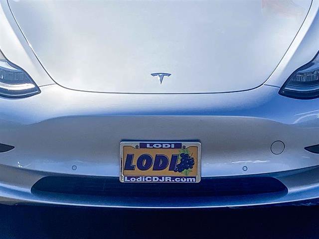 Used 2018 Tesla Model 3 Long Range image 7