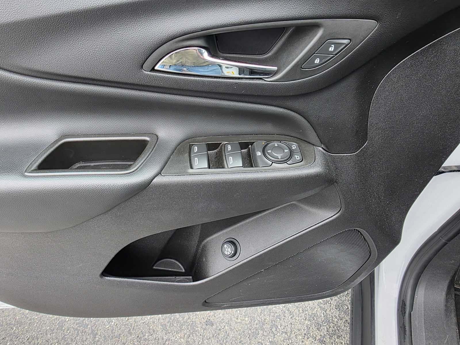 Used 2024 Chevrolet Equinox LT AWD/4WD image 22