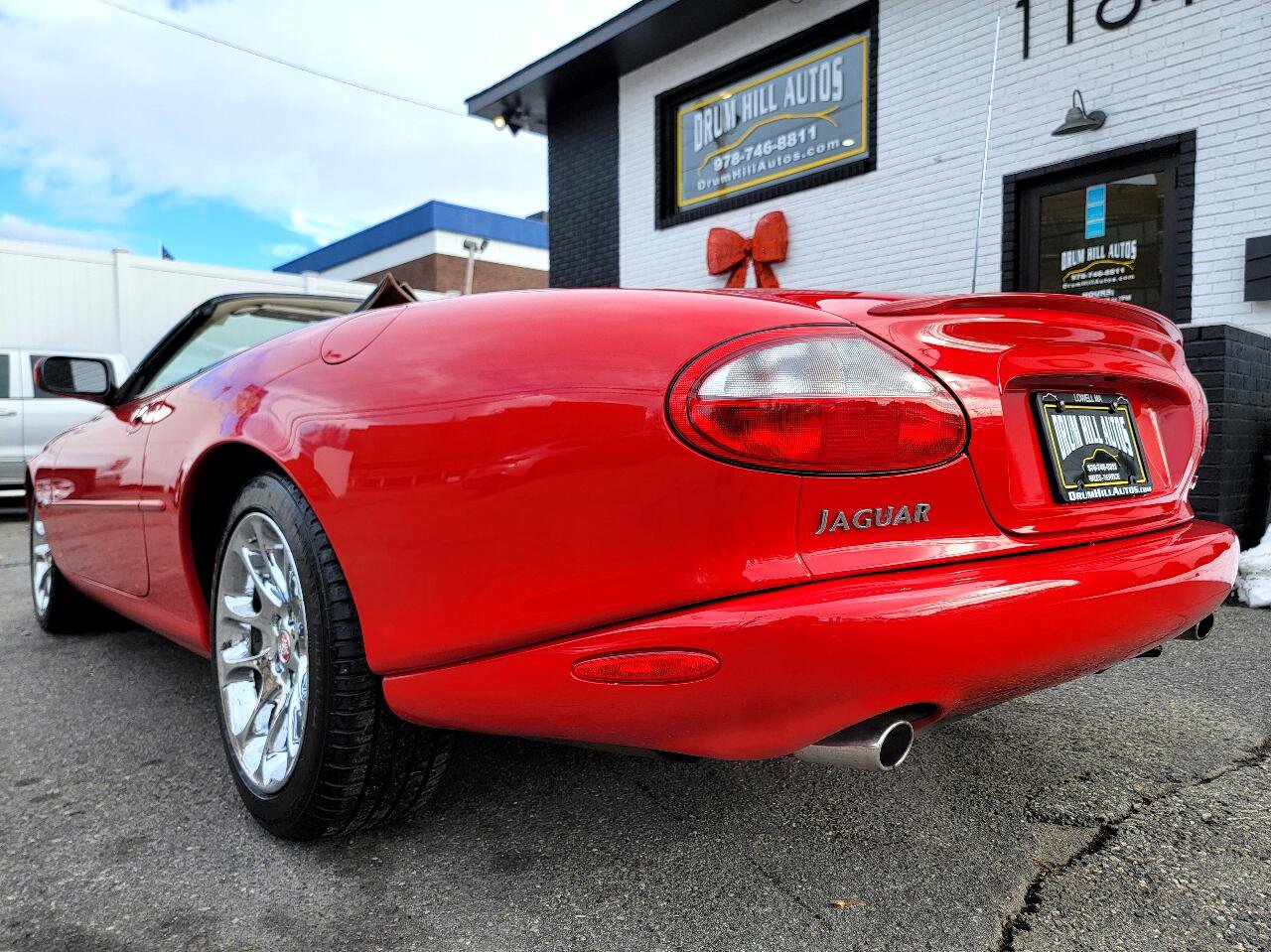 Used 2000 Jaguar XK8 Convertible image 5