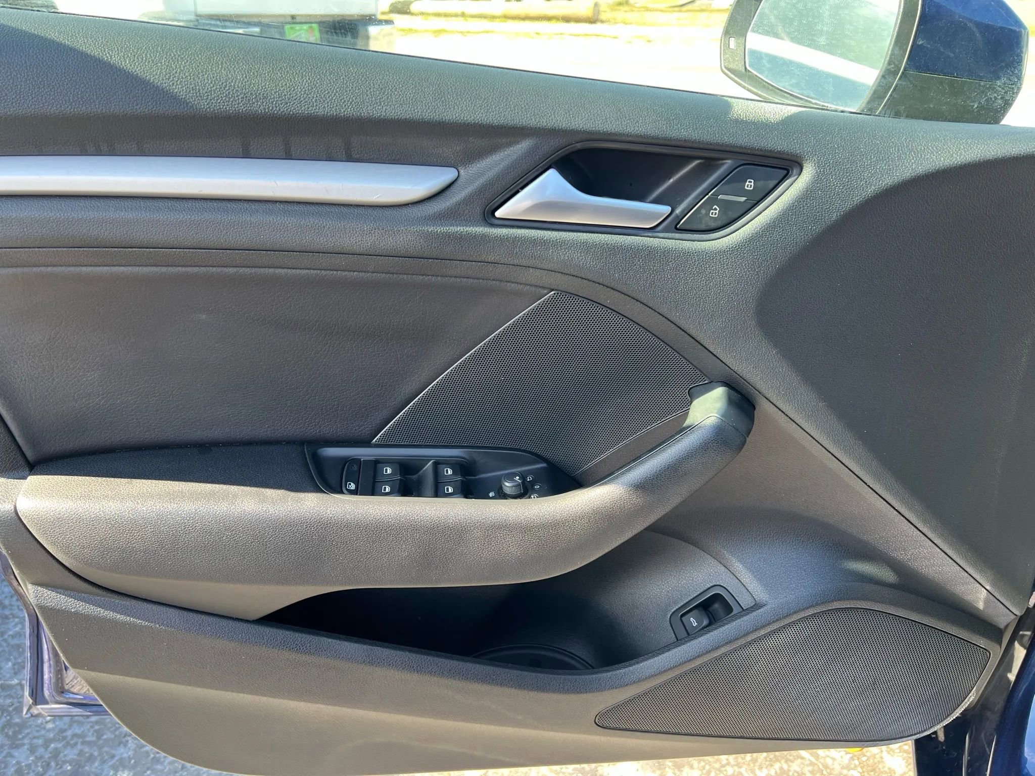 Used 2015 Audi A3 2.0T Premium w/ Cold Weather Package image 8