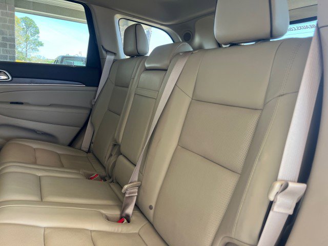 Used 2018 Jeep Grand Cherokee Overland RWD image 35