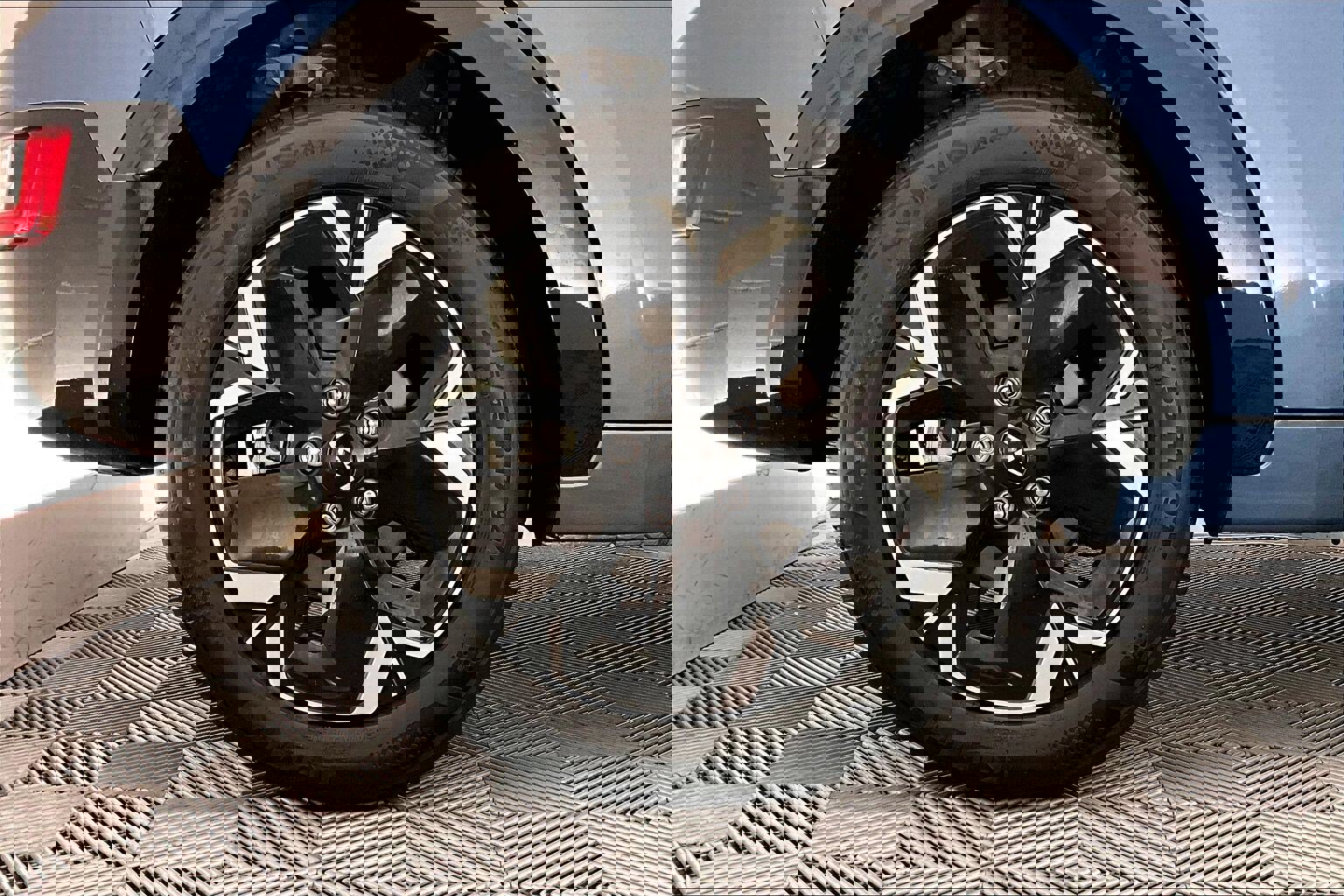 Used 2025 Kia Niro Wind image 8