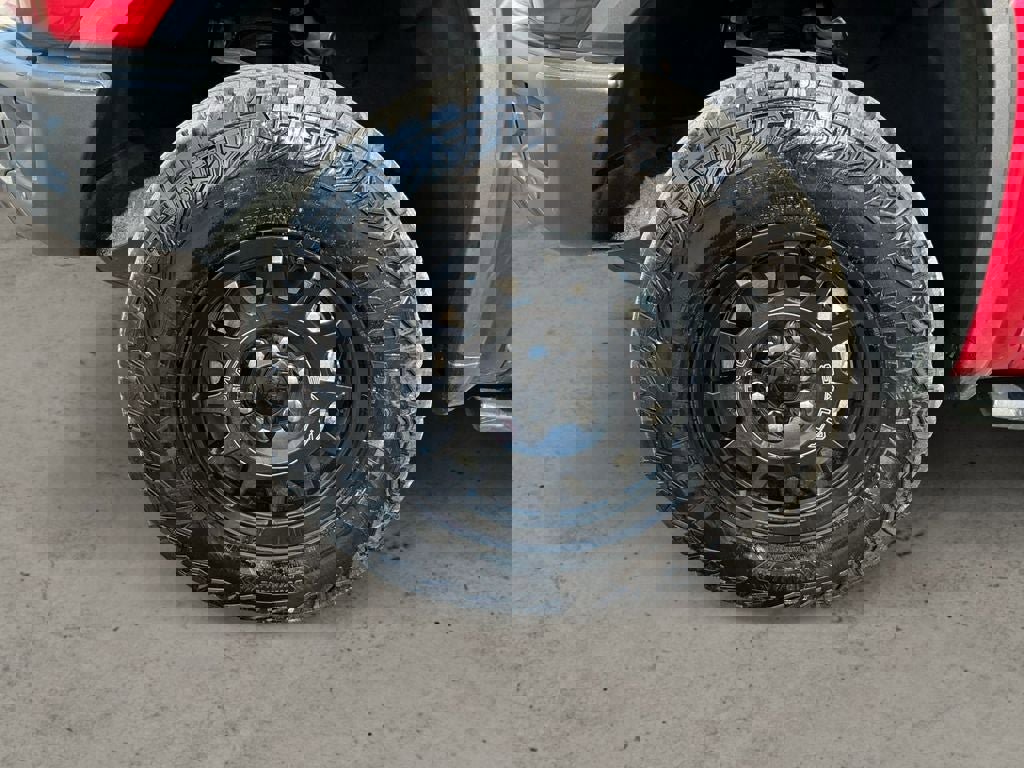 Used 2026 GMC Sierra 1500 AT4X w/ AT4X AEV Edition image 11