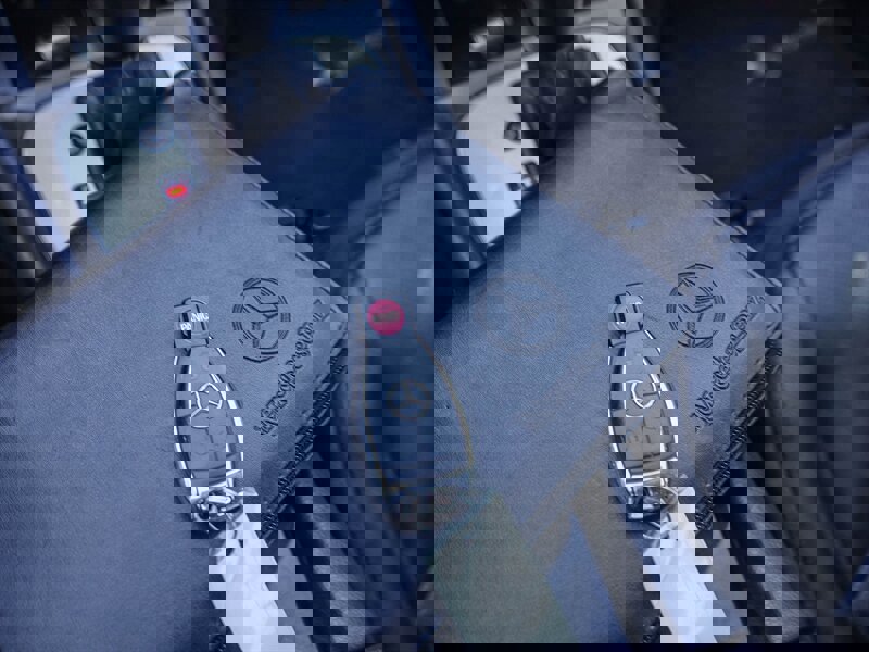 Used 2005 Mercedes-Benz E 500 4MATIC Wagon w/ Premium Pkg image 35