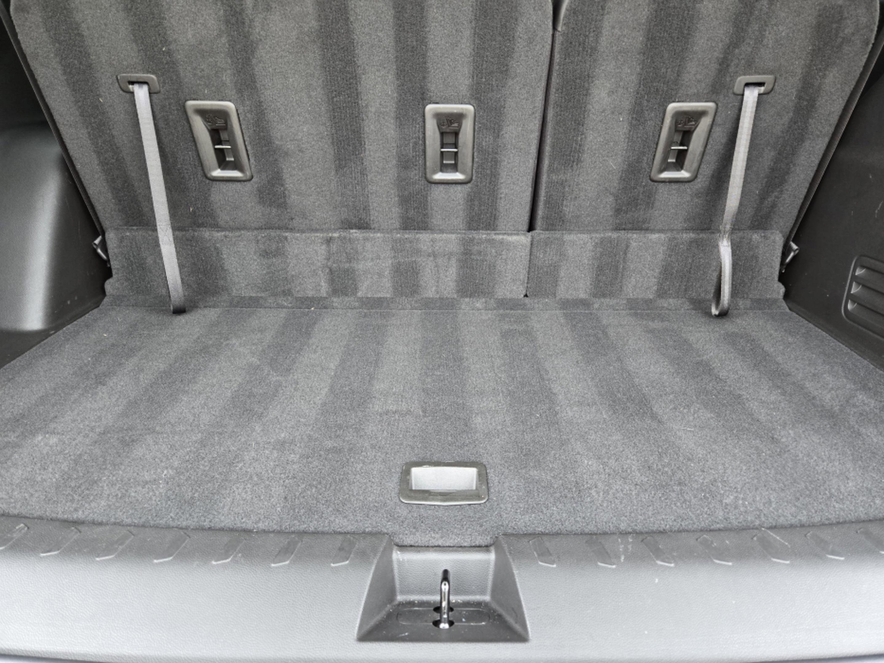 Used 2022 Chevrolet Traverse RS FWD image 31