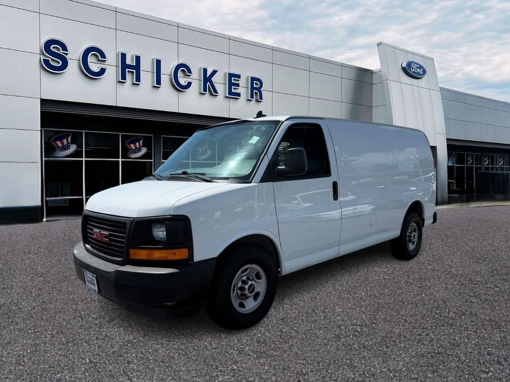 Used 2017 GMC Savana 2500 RWD image 4