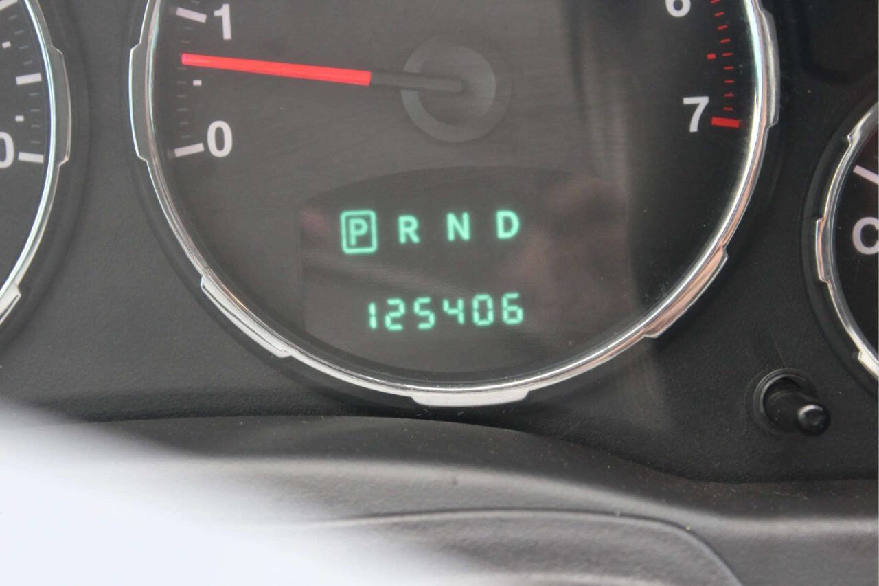 Used 2010 Jeep Liberty Sport RWD image 9