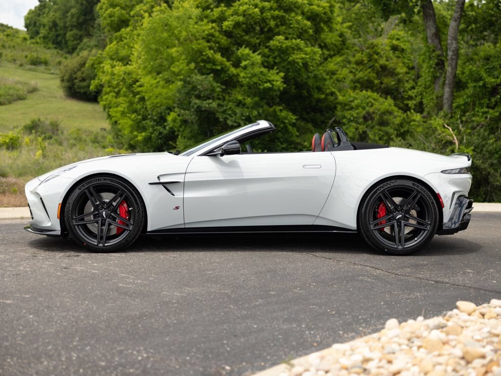 New 2026 Aston Martin V8 Vantage S RWD image 3