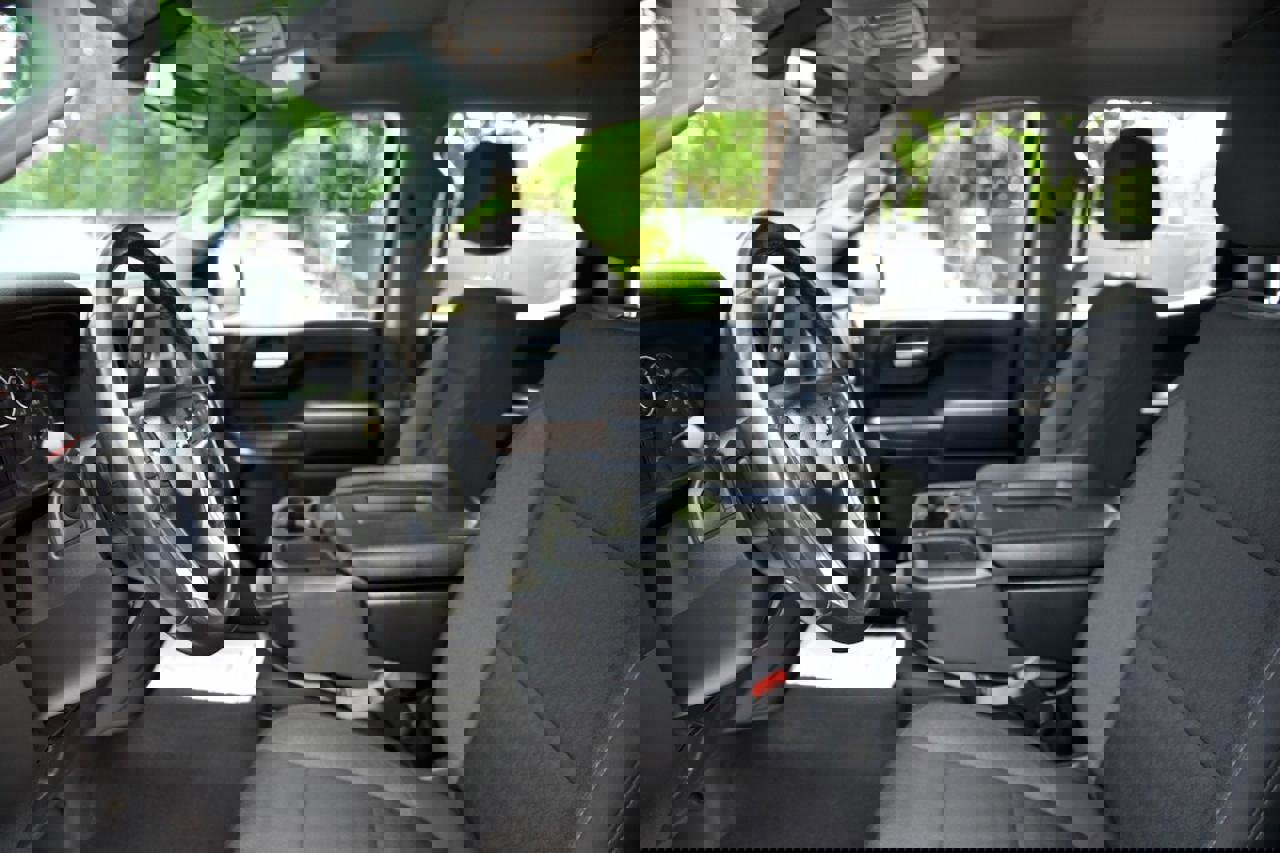 Used 2021 Chevrolet Silverado 1500 LT w/ LPO, Dark Essentials Package image 7