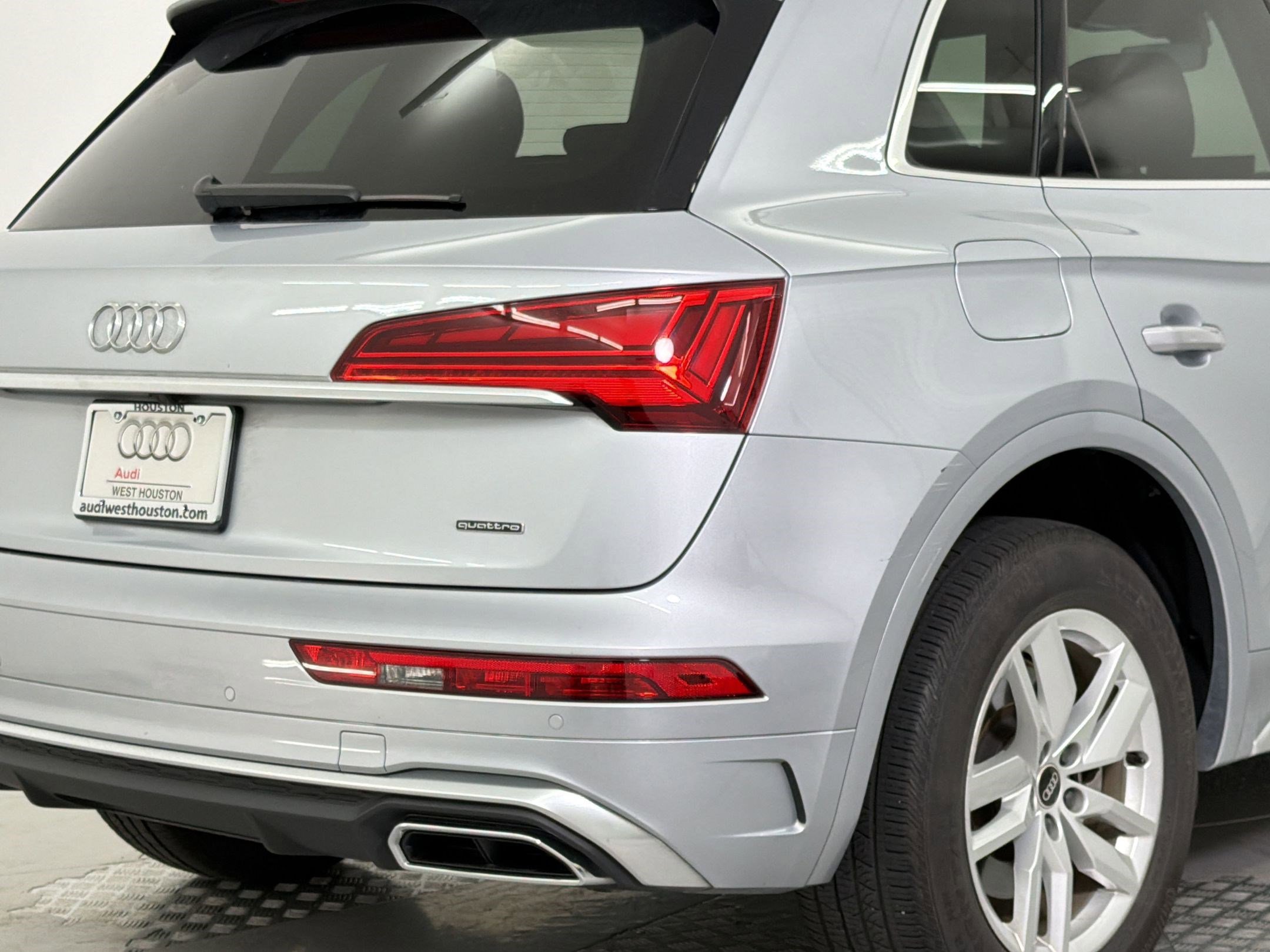 Certified 2023 Audi Q5 2.0T Premium w/ Convenience Package image 26