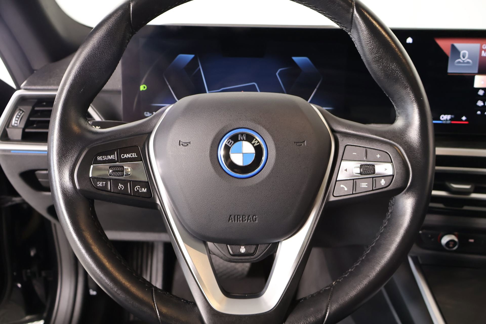 Used 2023 BMW i4 eDrive35 w/ Premium Package RWD image 3