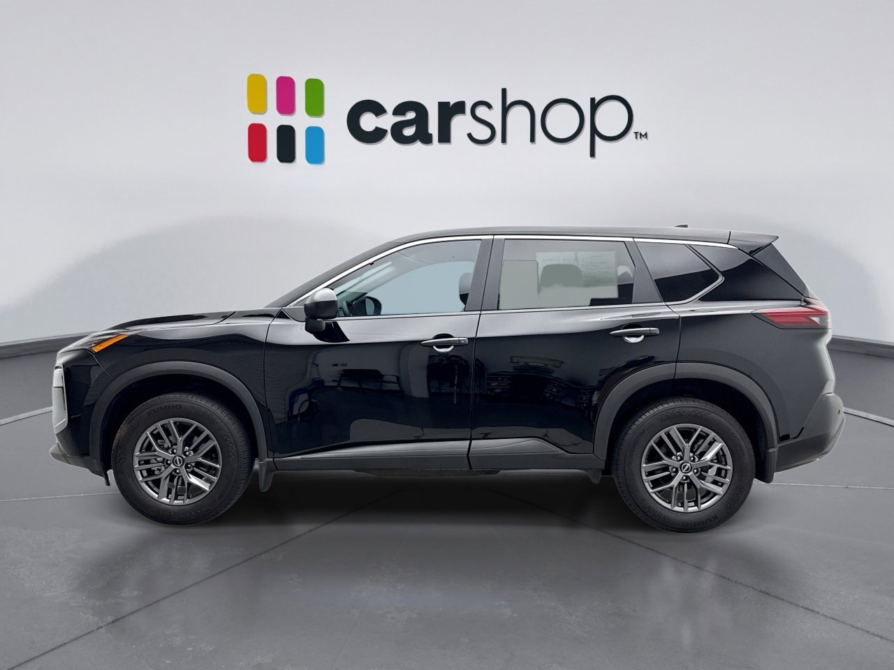 Used 2023 Nissan Rogue S AWD/4WD image 2