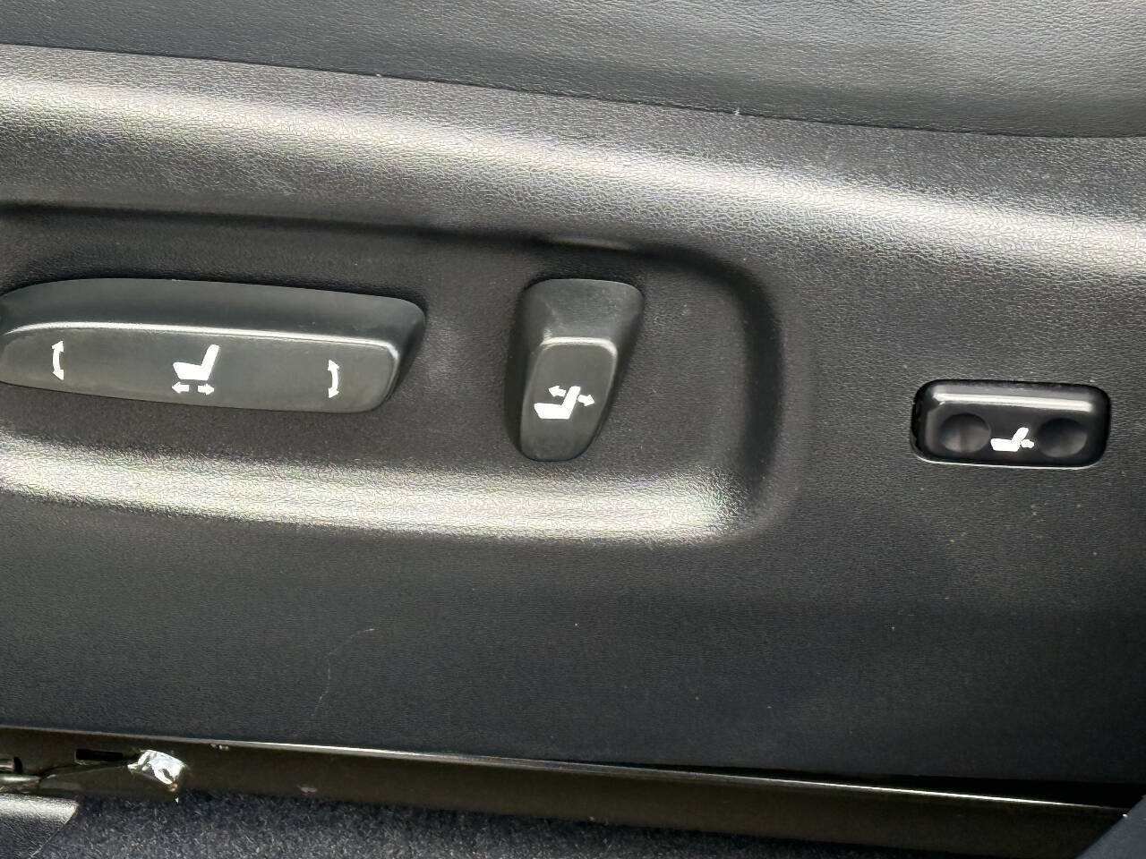 Used 2011 Lexus RX 350 2WD w/ Premium Pkg image 9