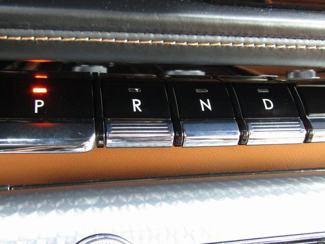 Used 2023 Lincoln Aviator Black Label w/ Dynamic Handling Package image 22