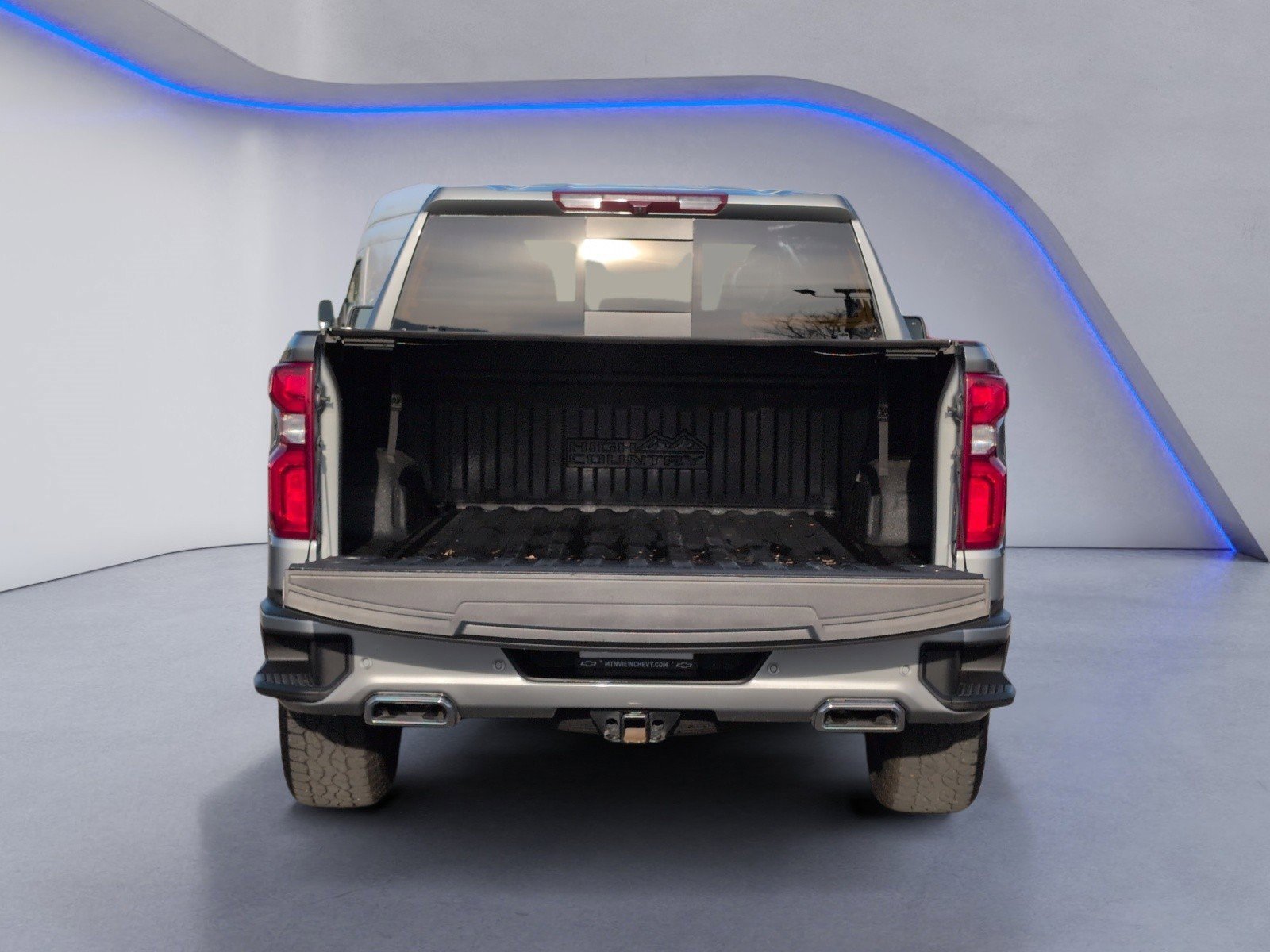 Used 2024 Chevrolet Silverado 1500 High Country w/ Z71 Off-Road Package image 13