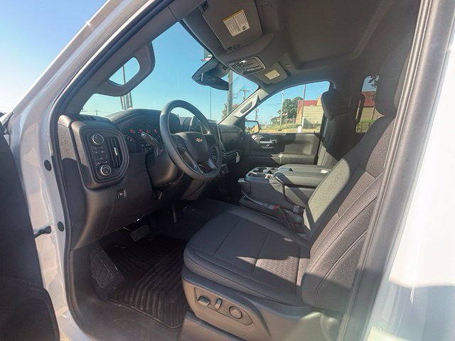 New 2026 Chevrolet Silverado 1500 Custom w/ Turbomax Blackout Package AWD/4WD image 11