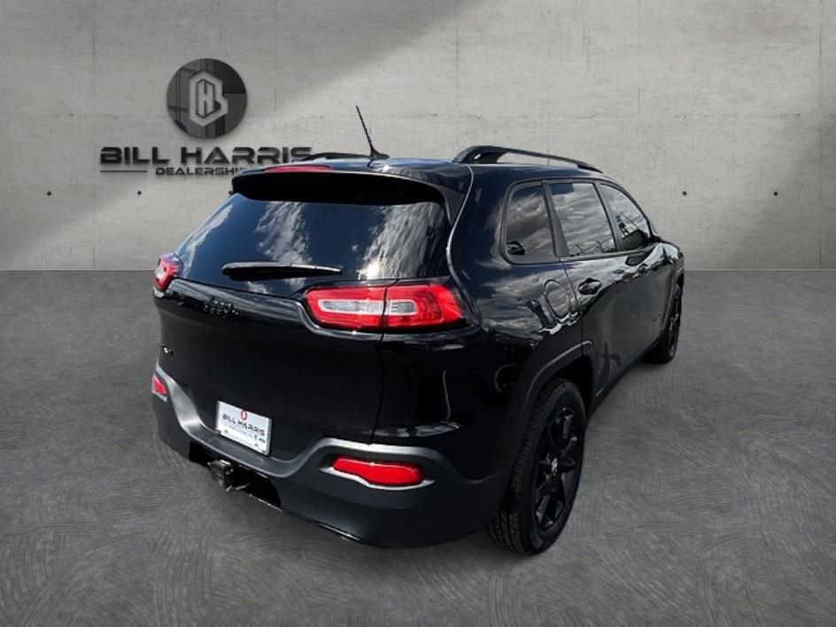 Used 2014 Jeep Cherokee Latitude AWD/4WD image 5