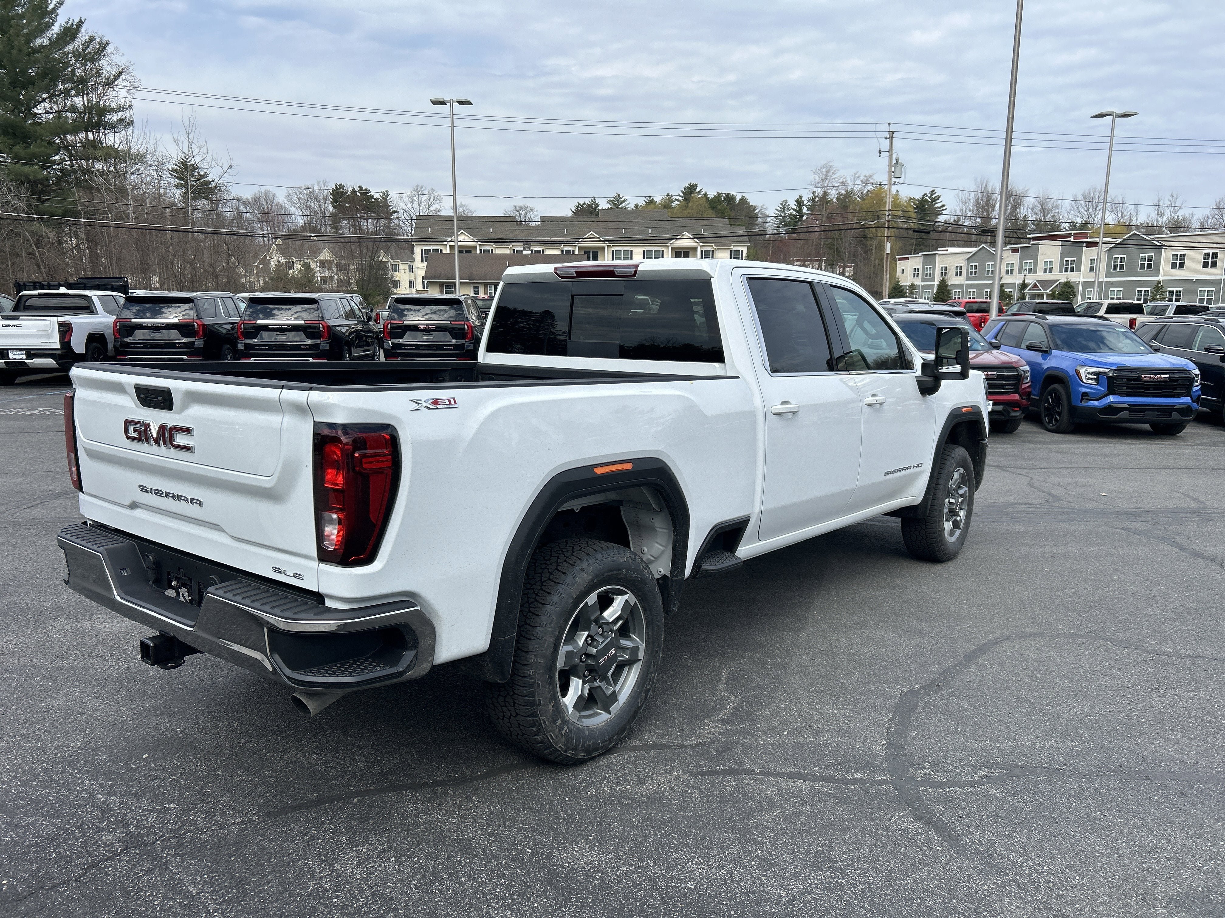New 2026 GMC Sierra 2500 SLE w/ SLE Value Package; AWD/4WD image 12