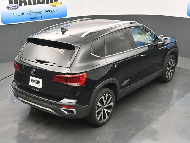 Used 2022 Volkswagen Taos SE FWD image 24