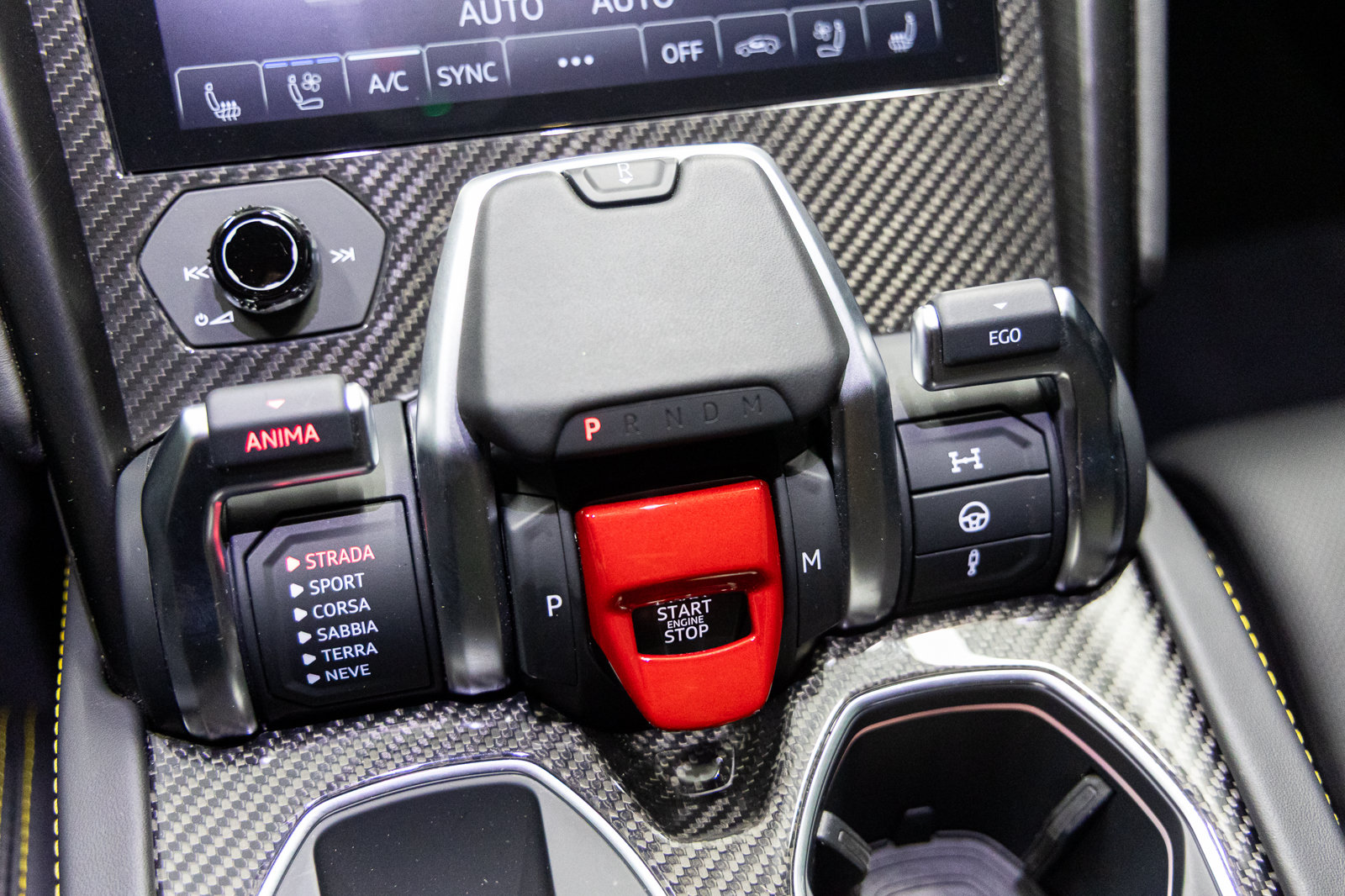 Used 2024 Lamborghini Urus S AWD/4WD image 42
