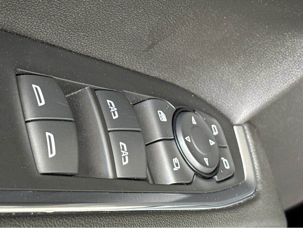 Used 2024 Chevrolet Silverado 1500 LTZ image 35