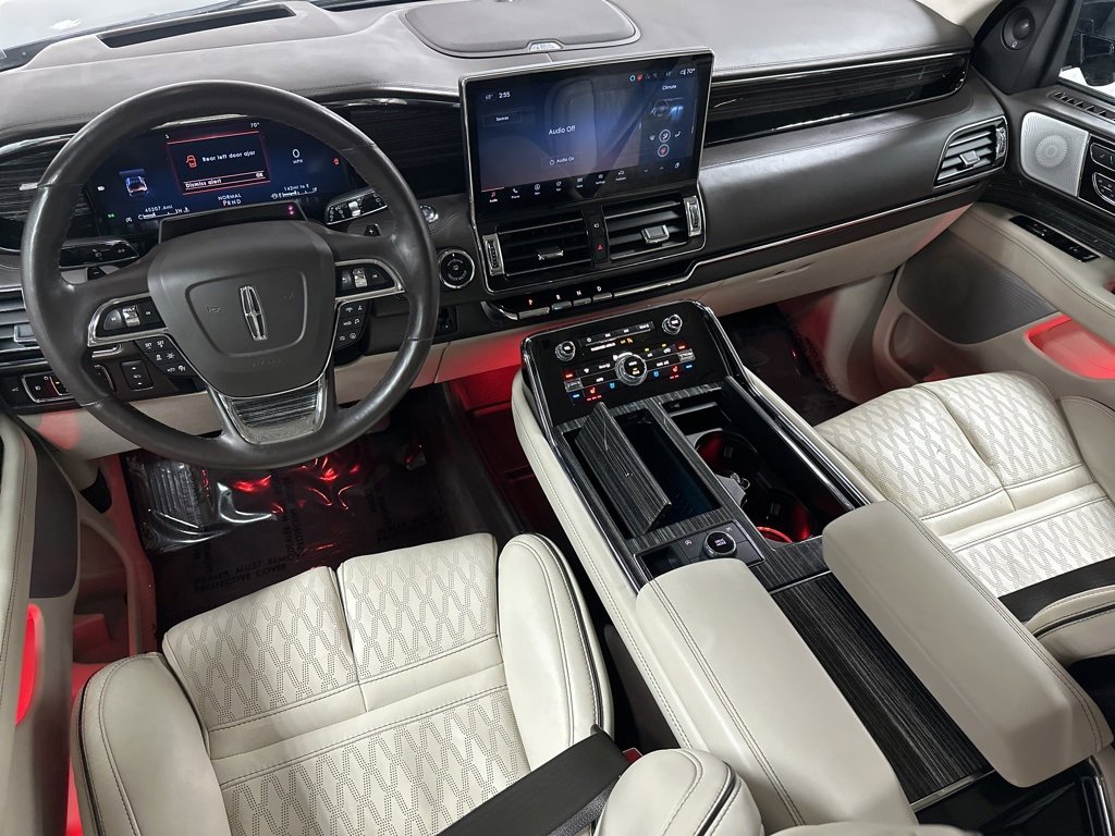 Used 2023 Lincoln Navigator Black Label image 12