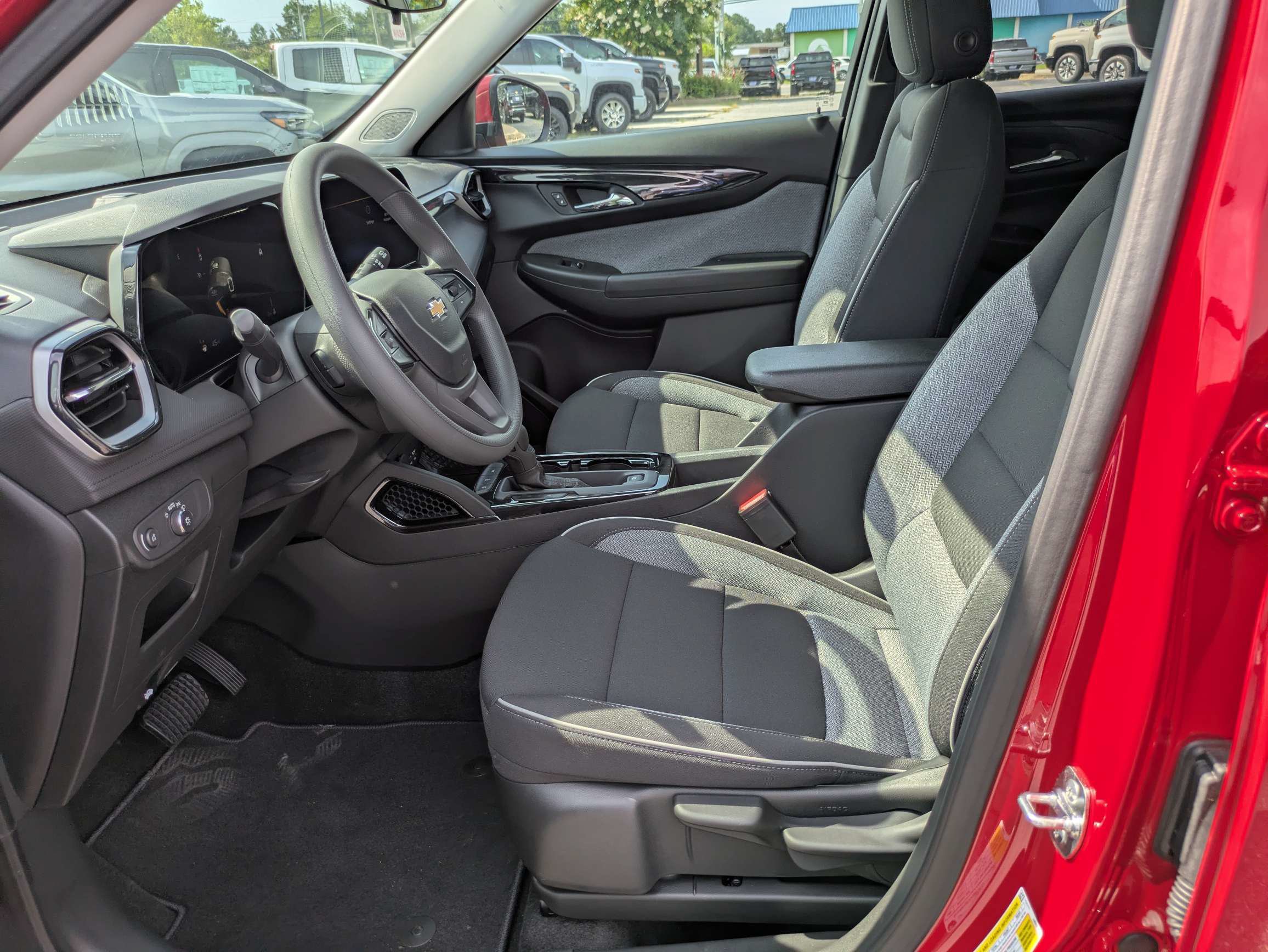 New 2026 Chevrolet TrailBlazer LT FWD image 20