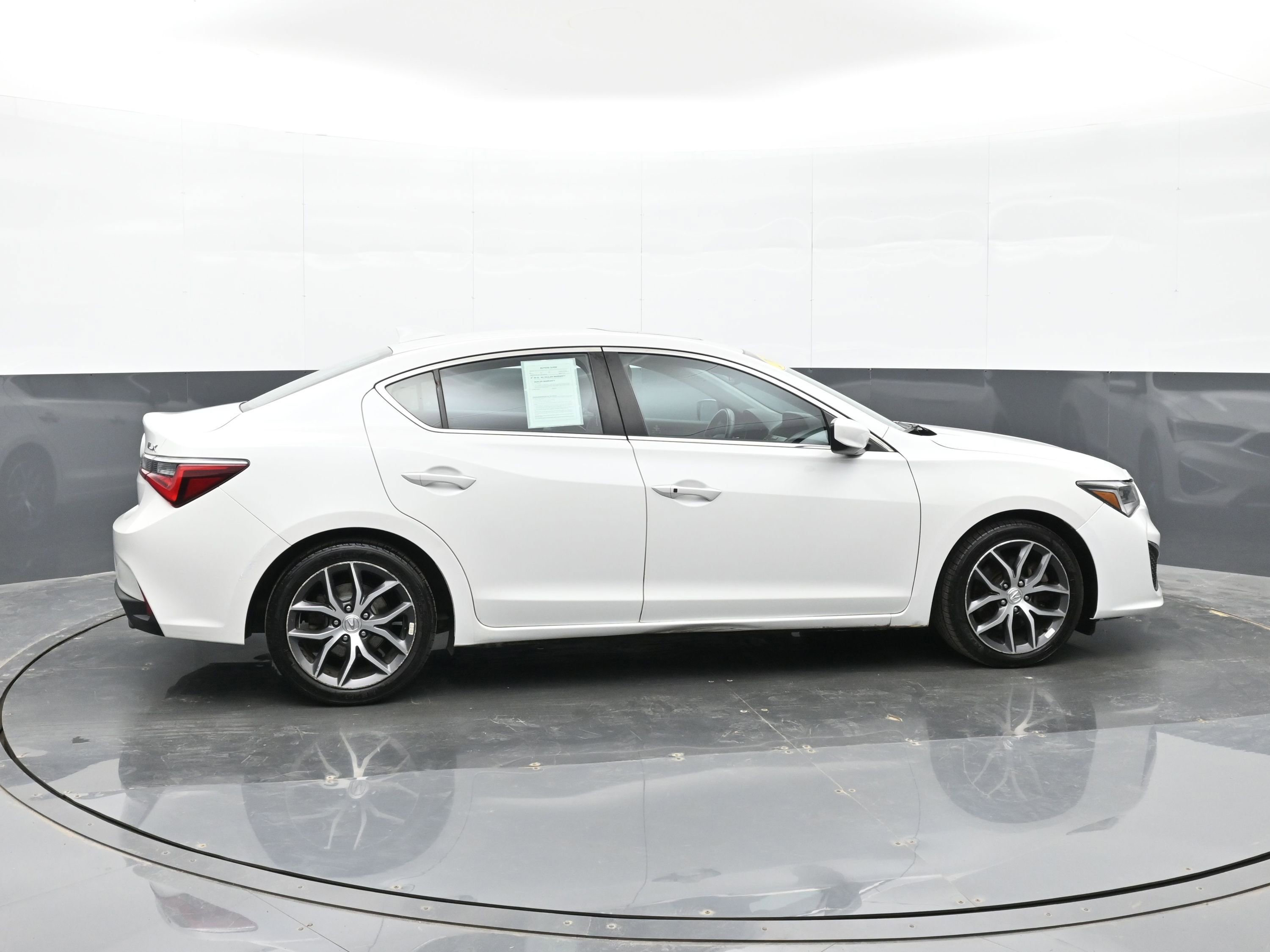 Used 2020 Acura ILX w/ Premium Package image 5