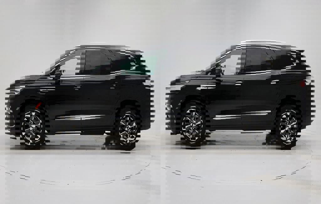 Used 2022 Buick Enclave Essence w/ Experience Buick Package image 6