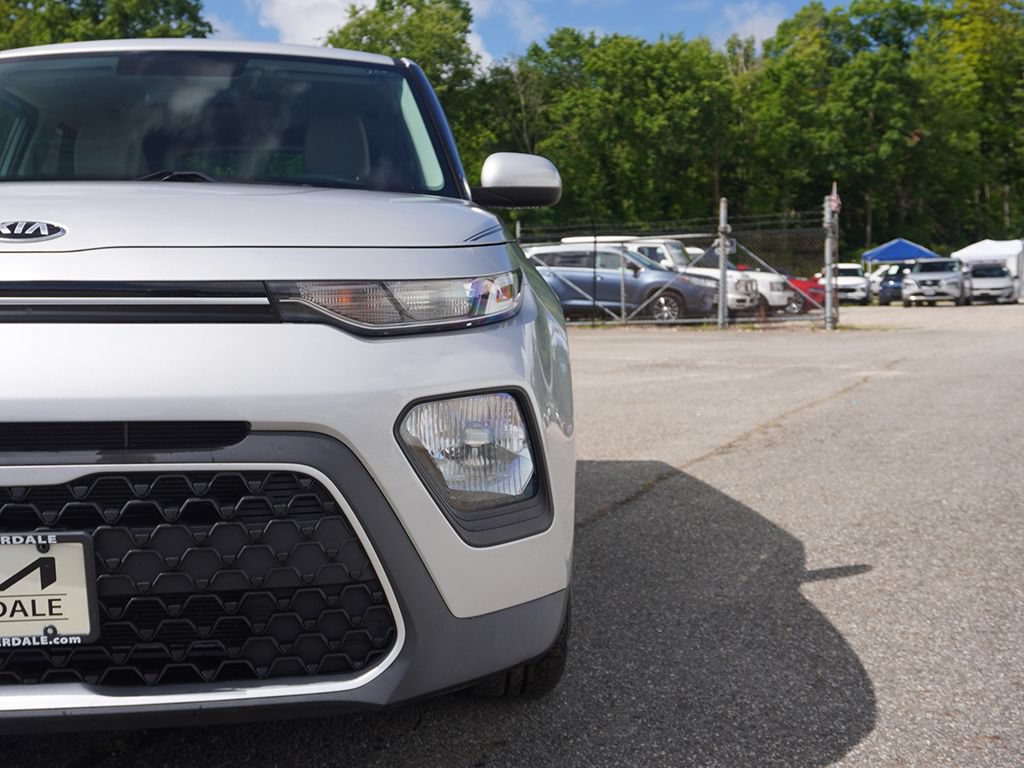 Used 2020 Kia Soul LX FWD image 11