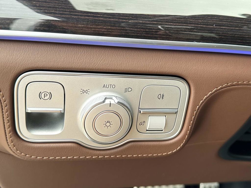 New 2026 Mercedes-Benz GLE 63 AMG S image 29
