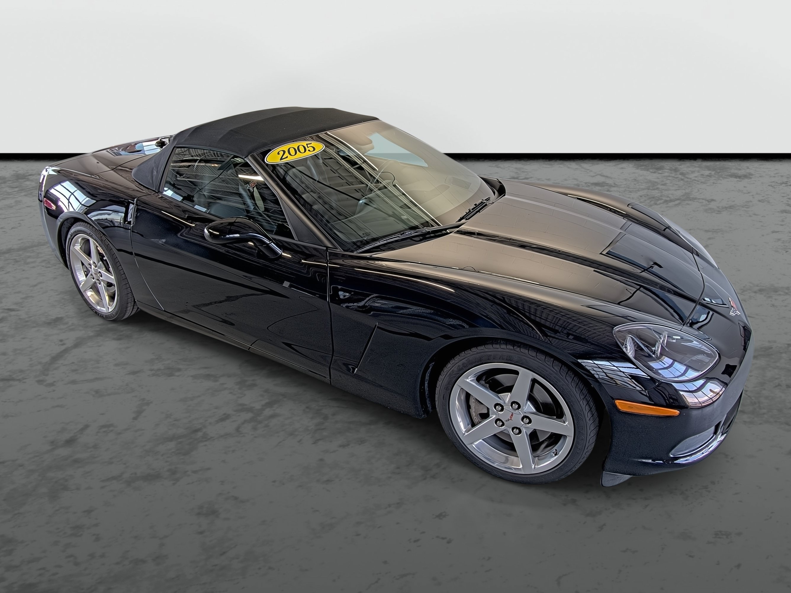Used 2005 Chevrolet Corvette Convertible w/ Preferred Equipment Group RWD image 4