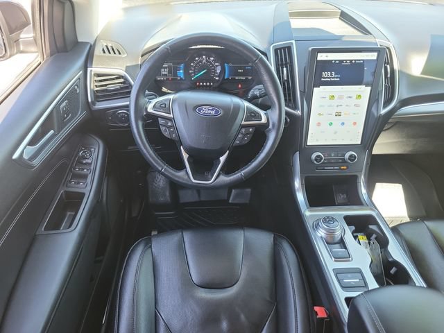 Used 2022 Ford Edge Titanium w/ Equipment Group 301A AWD/4WD image 7