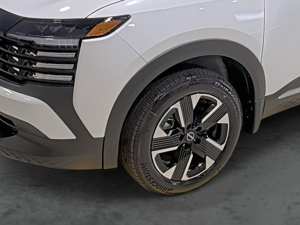 New 2026 Nissan Kicks SV w/ Cold Weather Package AWD/4WD image 9
