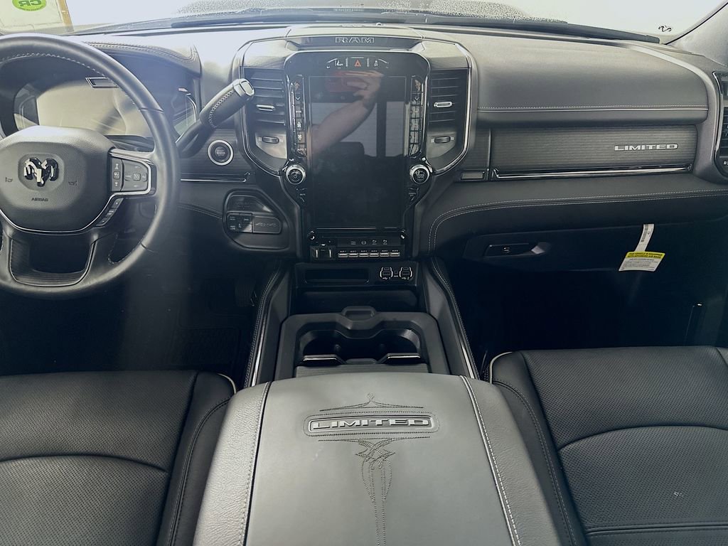 Used 2024 RAM 2500 Limited image 18