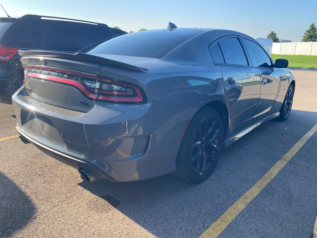 Used 2019 Dodge Charger R/T w/ Plus Group RWD image 10