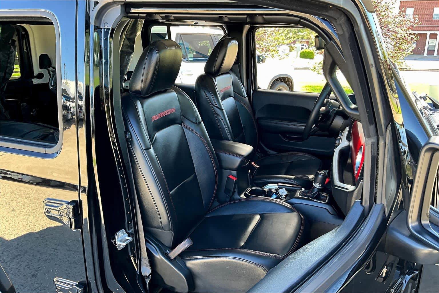 Used 2018 Jeep Wrangler Unlimited Rubicon AWD/4WD image 9