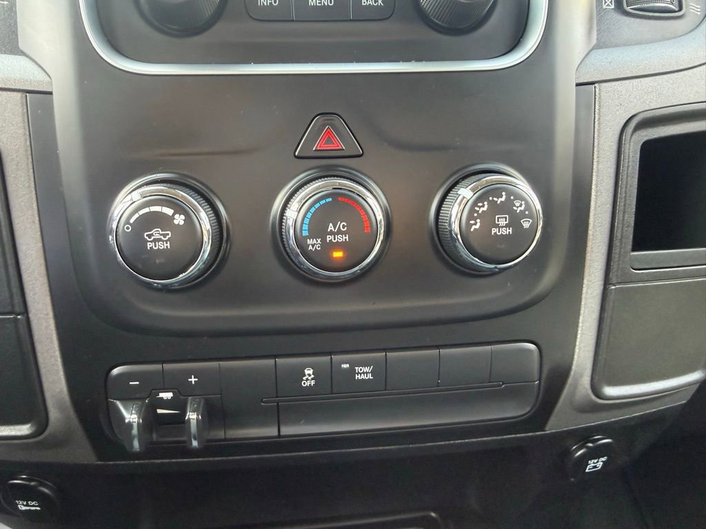 Used 2017 RAM 2500 Tradesman w/ Chrome Appearance Group image 21