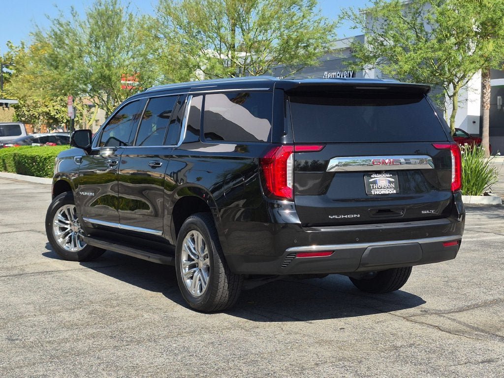 Used 2021 GMC Yukon XL SLT w/ Rear Media and Nav Package AWD/4WD image 4