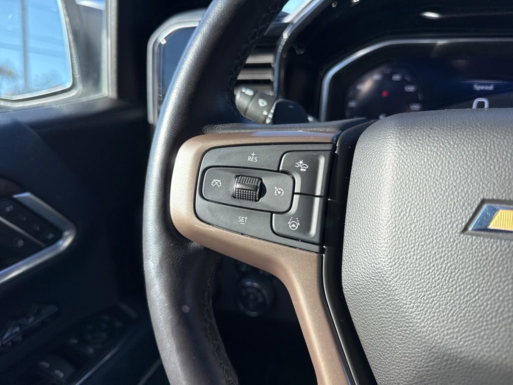 Used 2023 Chevrolet Silverado 1500 High Country w/ High Country Premium Package image 17