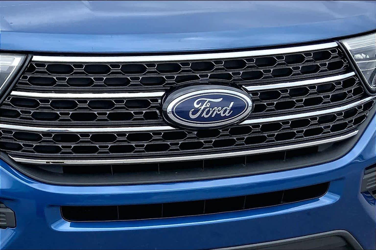 Certified 2020 Ford Explorer XLT RWD image 29